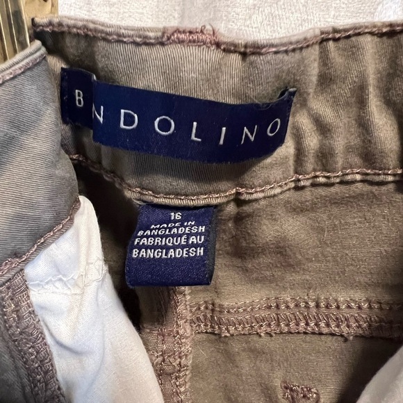 Bandalino Amy pants in tan. Size 16. - Picture 4 of 4